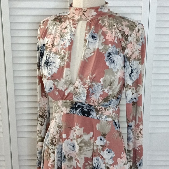 Floral Peach Dusty Blue Long Sleeve Deep V Cut Out Dress - Picture 2 of 9